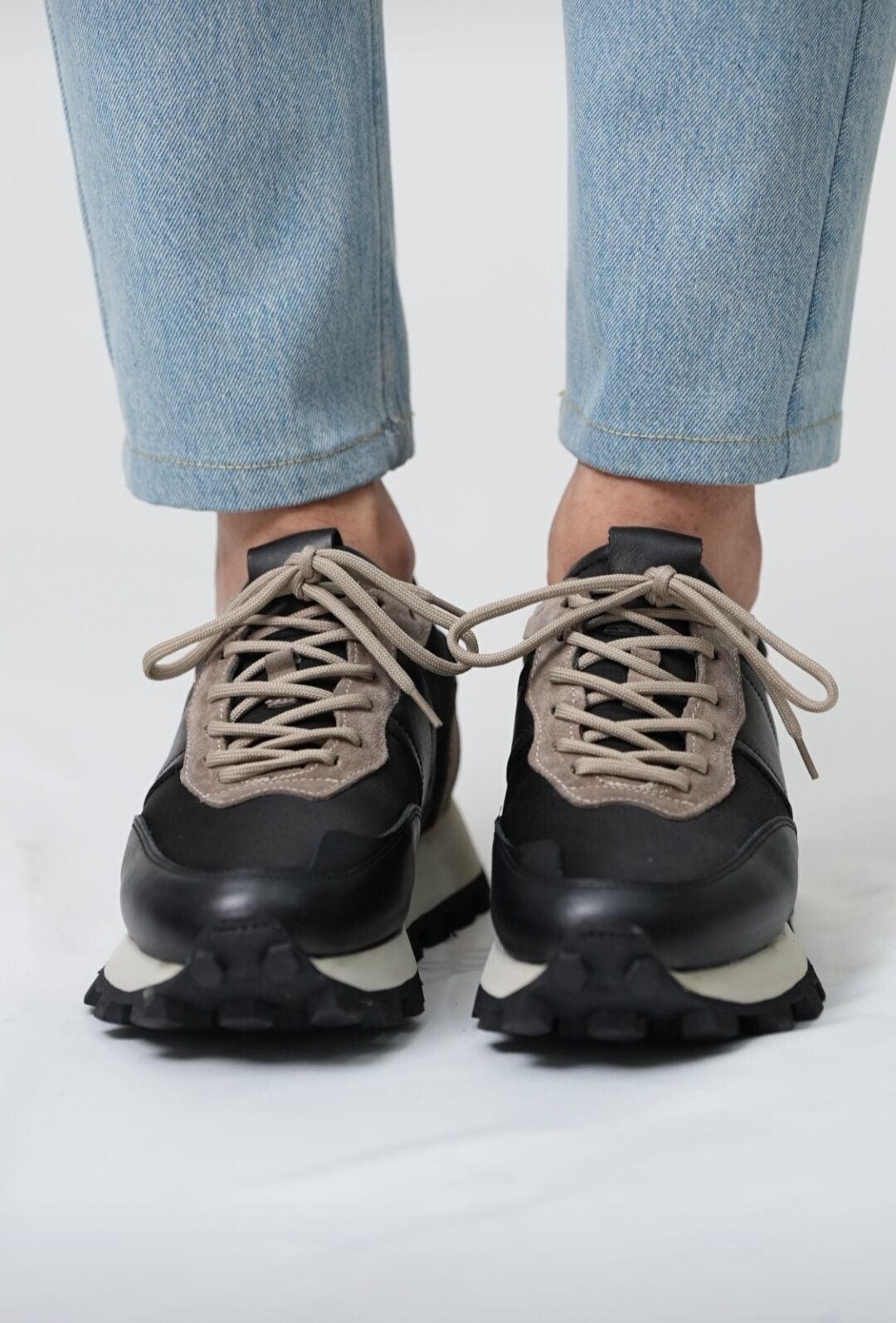 2020 SİYAH-KUM ALİ MERCAN GİZLİ TOPUKLU BOY UZATAN AYAKKABI