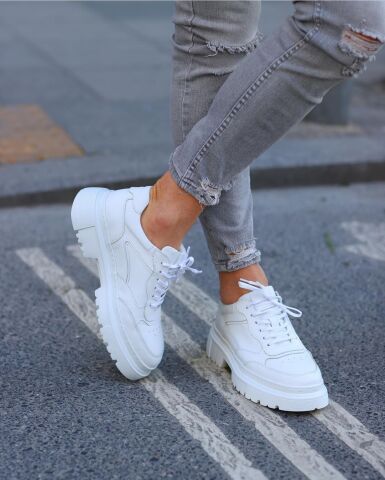 4114 BEYAZ BOY UZATAN SNEAKER AYAKKABI