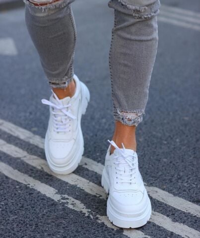 4114 BEYAZ BOY UZATAN SNEAKER AYAKKABI