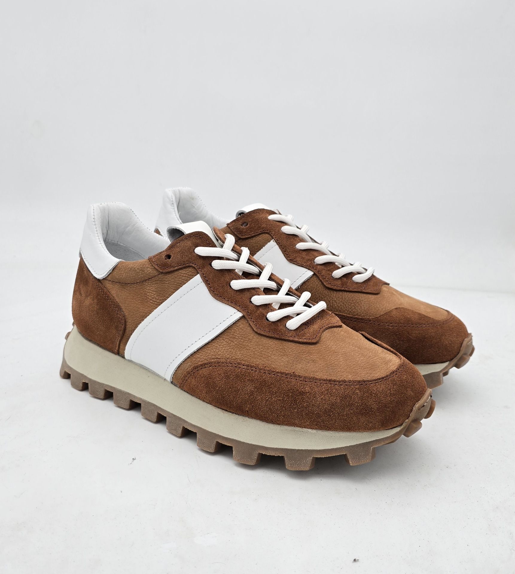 907 TABA PREMİUM GİZLİ TOPUKLU BOY UZATAN SPOR AYAKKAB